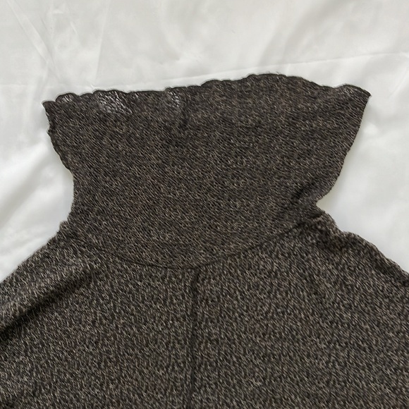 Fenini Cowl Neck Cotton Blend Woven Sweater with Pocket and Front Seam in Black - Picture 6 of 7